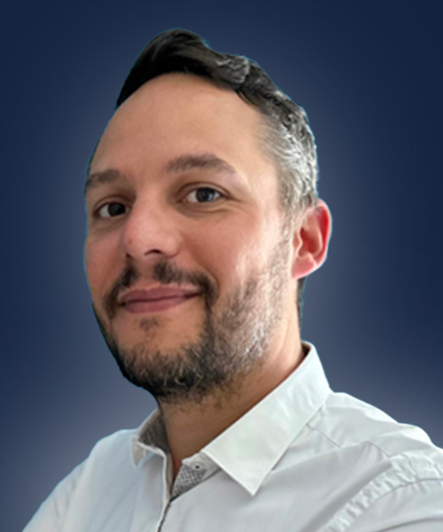 Julien FOURNIER Directeur Associé Groupe bconnex